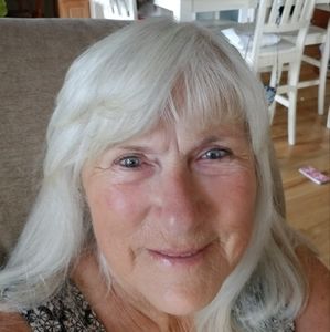 Meet your Posher, Joan